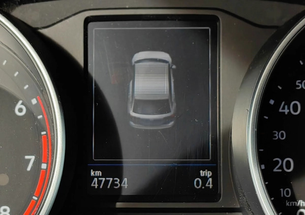 Volkswagen Tiguan cena 99990 przebieg: 48000, rok produkcji 2021 z Kobylin małe 352